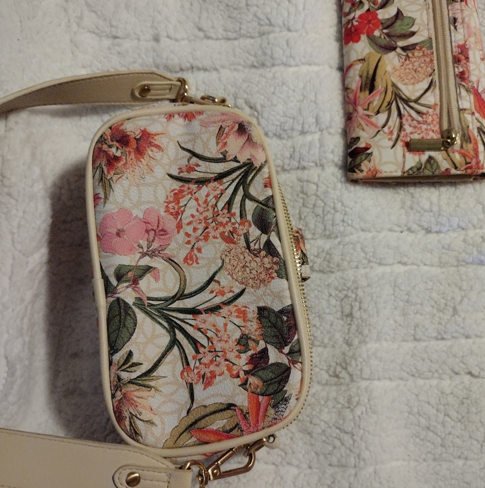 purse - Picture 4 of 5
